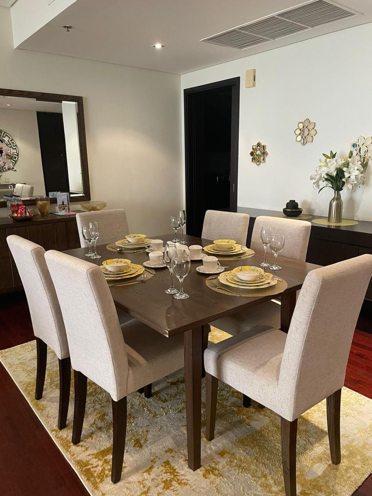 Anantara Hotel Apartment Palm Jumeirah Connected Anantara Hotel ドバイ エクステリア 写真