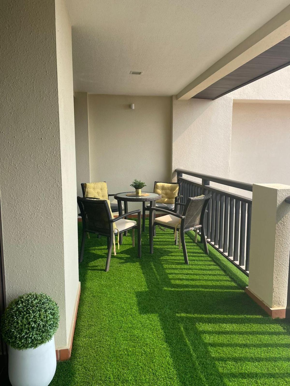 Anantara Hotel Apartment Palm Jumeirah Connected Anantara Hotel ドバイ エクステリア 写真
